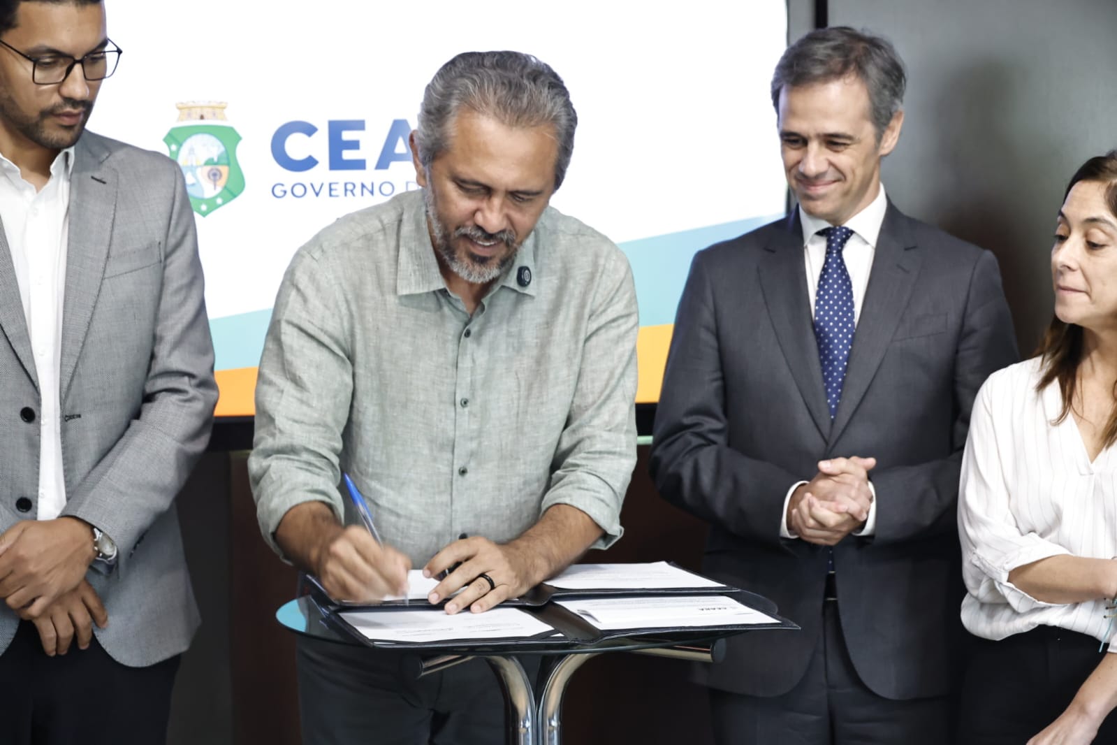 Firma del acuerdo